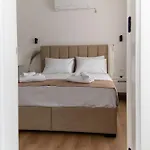 Carmen Old Town Apartment